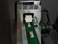 Papa sıcak satış P308 hindistancevizi çubuğu yapmak makine akış sarma makinesi ile